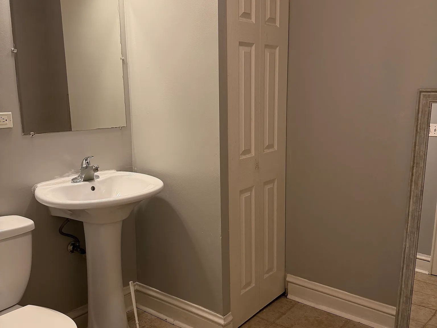 3 bed, 1.5 bath, 1300 sqft, $1,700 — Photo 4