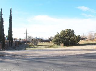 1 Live Oak St #20, Hesperia, CA 92345