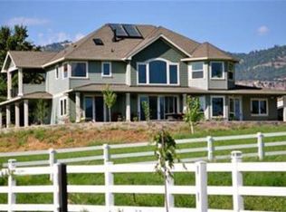 263 Wilson Rd, Ashland, OR 97520