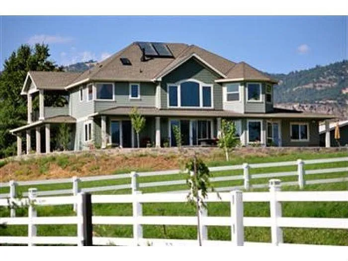 263 Wilson Rd photo 1