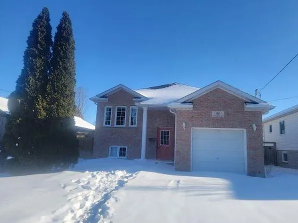 46 Charles St, Brantford, ON N3T 1B3