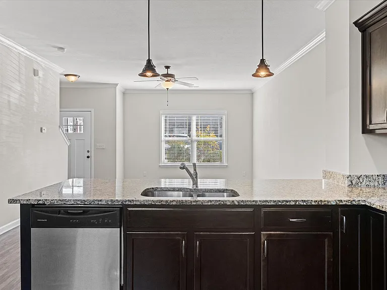 8603 Petty Rd — Photo 18