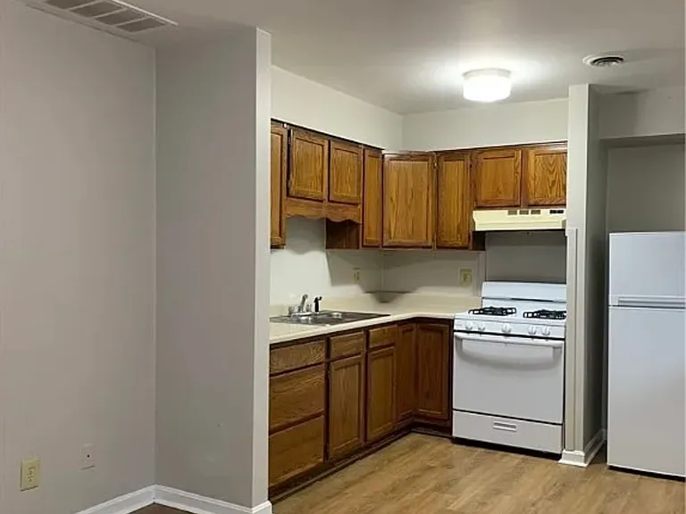 403 Mill St #1 — Photo 1