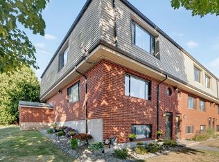 389 Farrwood Dr UNIT 389, Haverhill, MA 01835