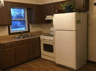 19 Bemis St, Chicopee, MA 01013