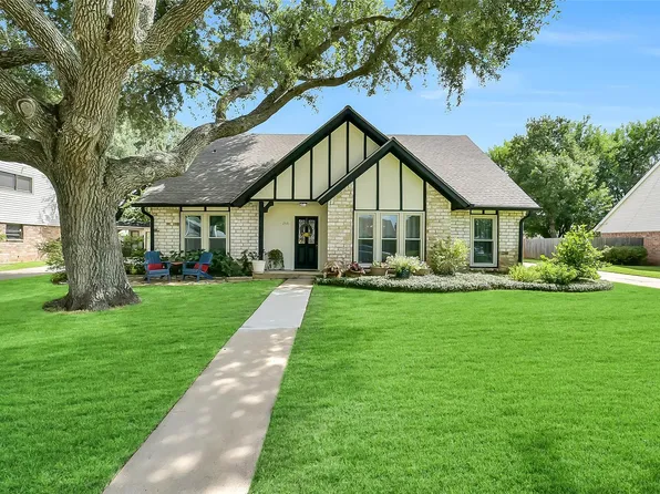 2531 Sugar Mill Dr, Sugar Land, TX 77479