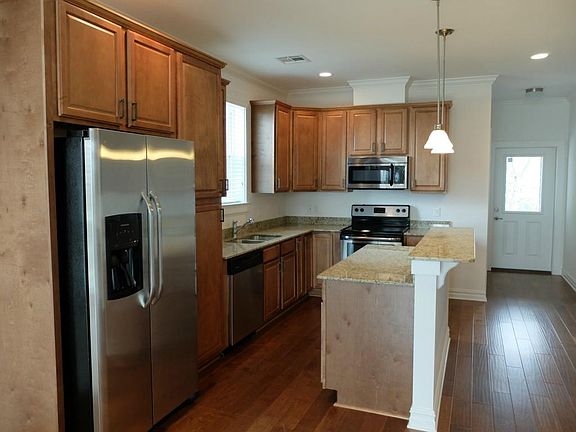 4th image of 5761 Saint Anthony St
