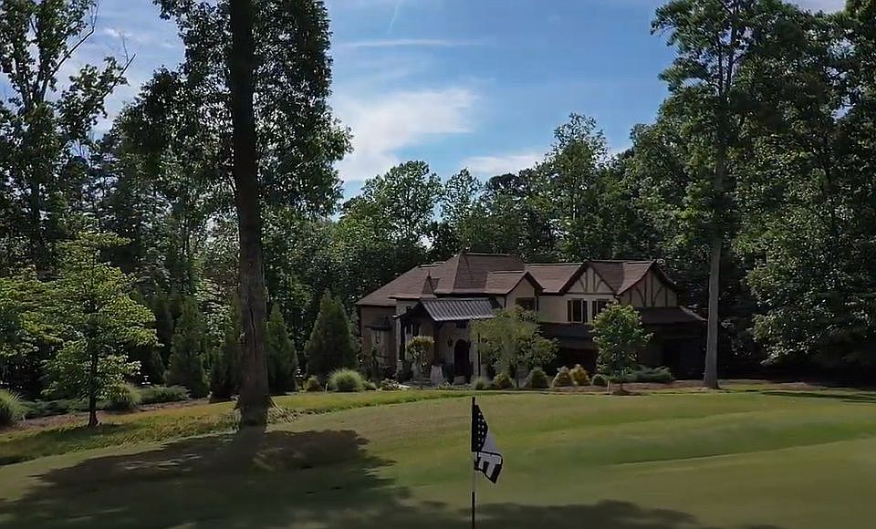 1st image of 111 Marbury Ct