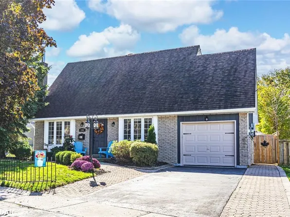 136 Oren Blvd, Barrie, ON L4N 4N5