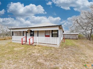 406 Carpenter St, Smiley, TX 78159