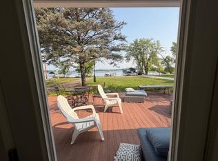 3407 Crystal Bay Rd, Wayzata, MN 55391
