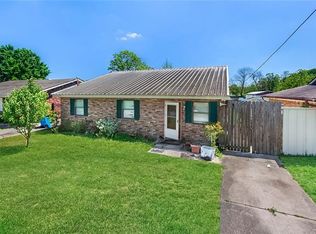 2117 Torres Dr, Saint Bernard, LA 70085