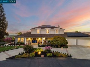 875 Ridge Dr, Concord, CA 94518