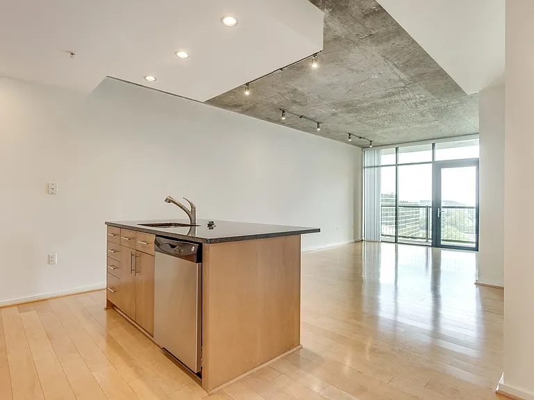 Granite countertops with GE stainless steel appliances