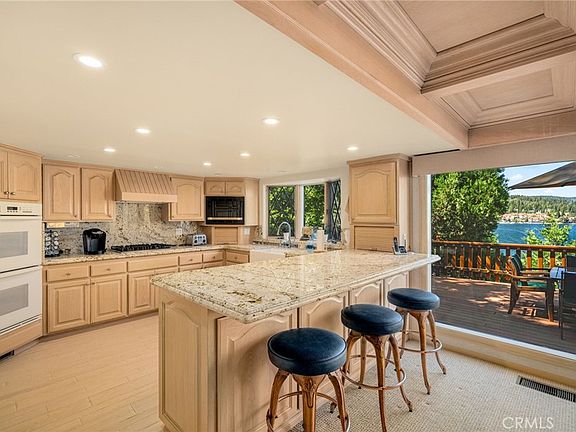 2nd image of 316 John Muir Rd