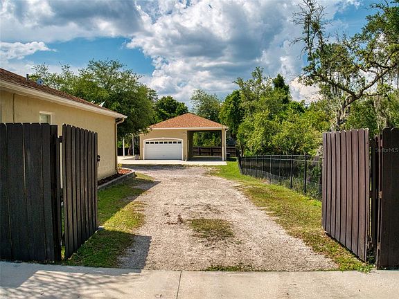 5th image of 1930 Snook Dr