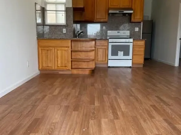 1169 Gilman Ave, San Francisco, CA 94124