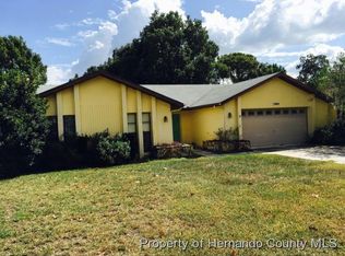 9074 Heather Blvd, Weeki Wachee, FL 34613