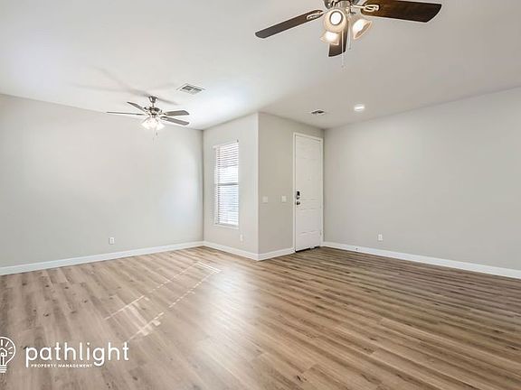 3rd image of 4636 W Burgess Ln
