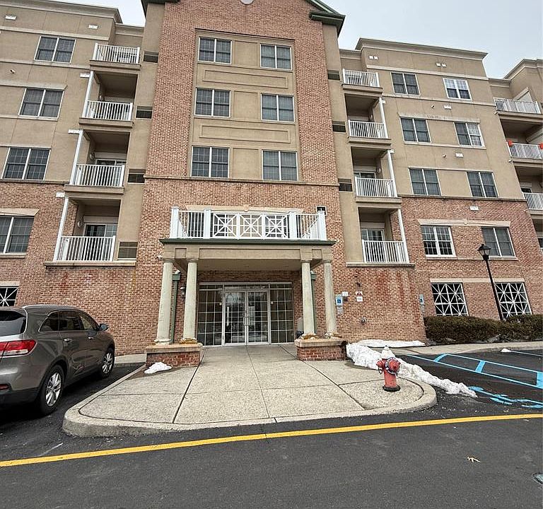 1st image of 1203 Windsor Park Ct #203