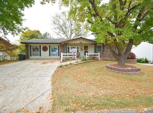 1055 Southcrest Dr, Arnold, MO 63010