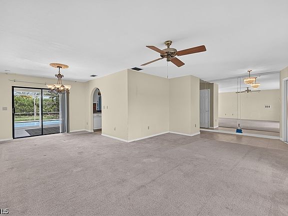 5th image of 1634 Country Club Blvd
