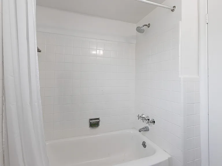 11611 Morang Dr — Photo 12