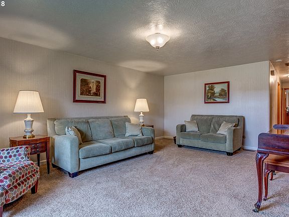 5th image of 15378 SE Sunrise Ct