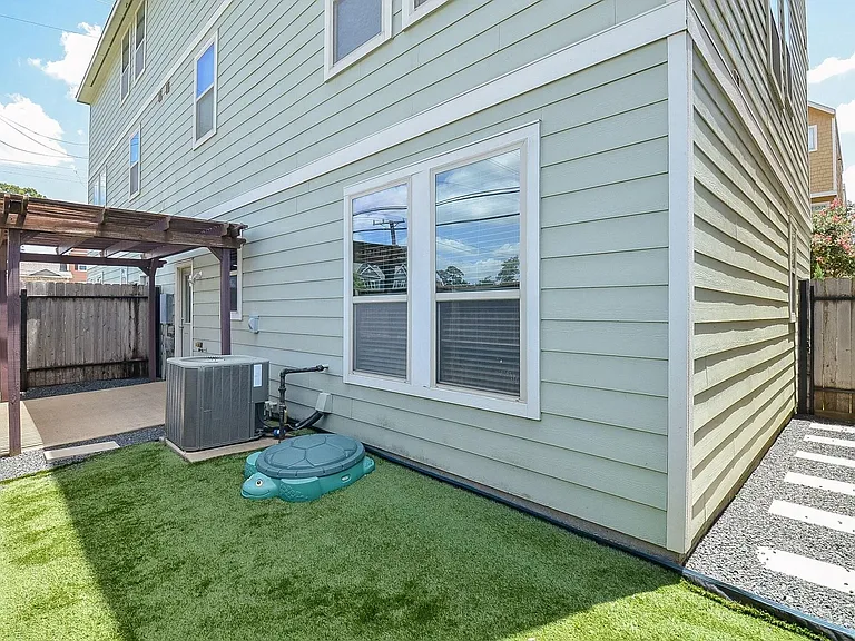 3307 Home Point Dr — Photo 28