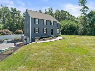 194 Cranberry Dr, Halifax, MA 02338