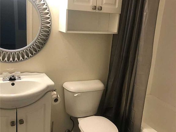 4th image of 150 Park St W #1307