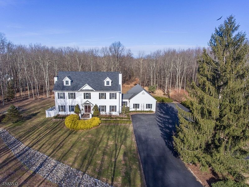 2nd image of 60 Biser Rd