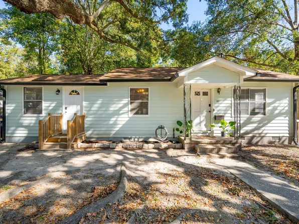 10 Paula Dr, Charleston, SC 29407