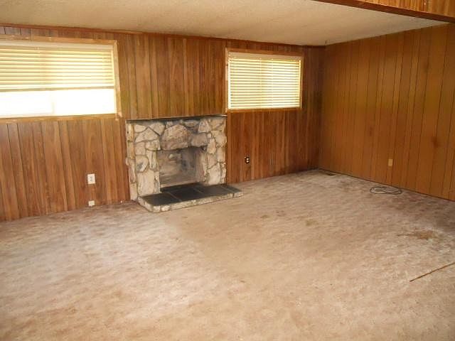 2nd image of 19668 Deerhorn Valley Rd