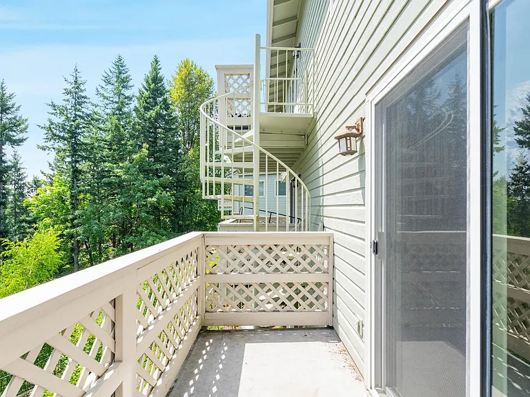3433 McNary Pkwy #302 — Photo 27
