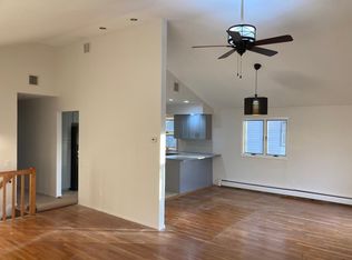 214 Fingerboard Rd #2, Staten Island, NY 10305
