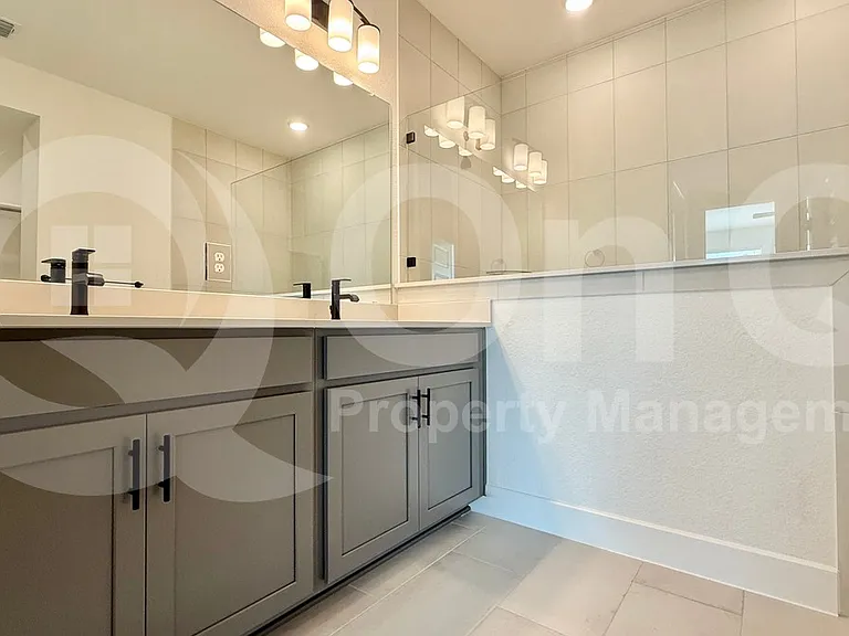 1016 Brickell Loop — Photo 19