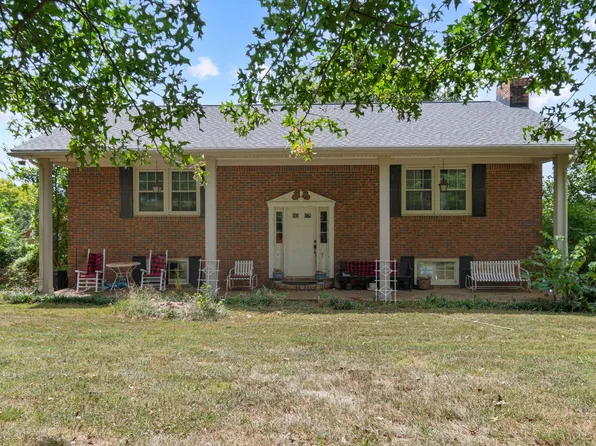 9635 Clovercroft Rd, Nolensville, TN 37135