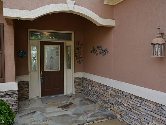 2nd image of 205 Lenox Dr