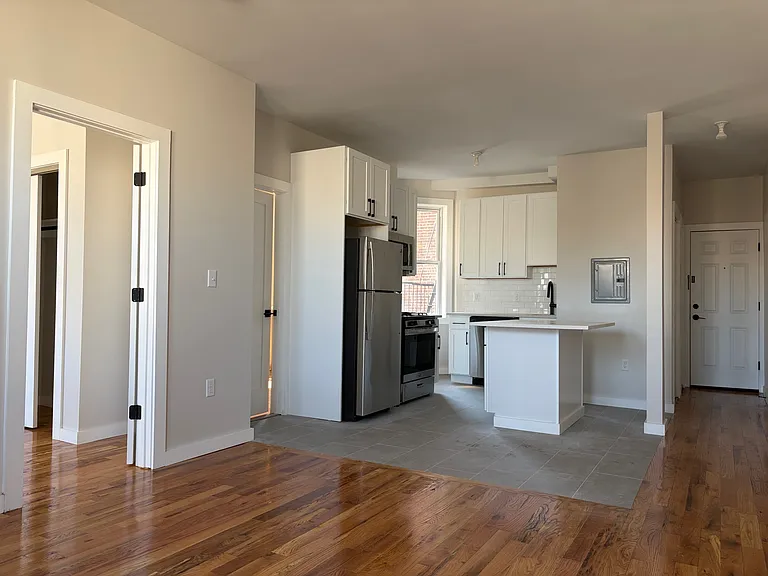 31-33 66th St #5 — Photo 4