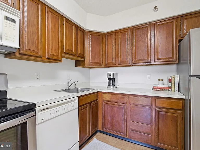 3709 S George Mason Dr #1115E — Photo 16