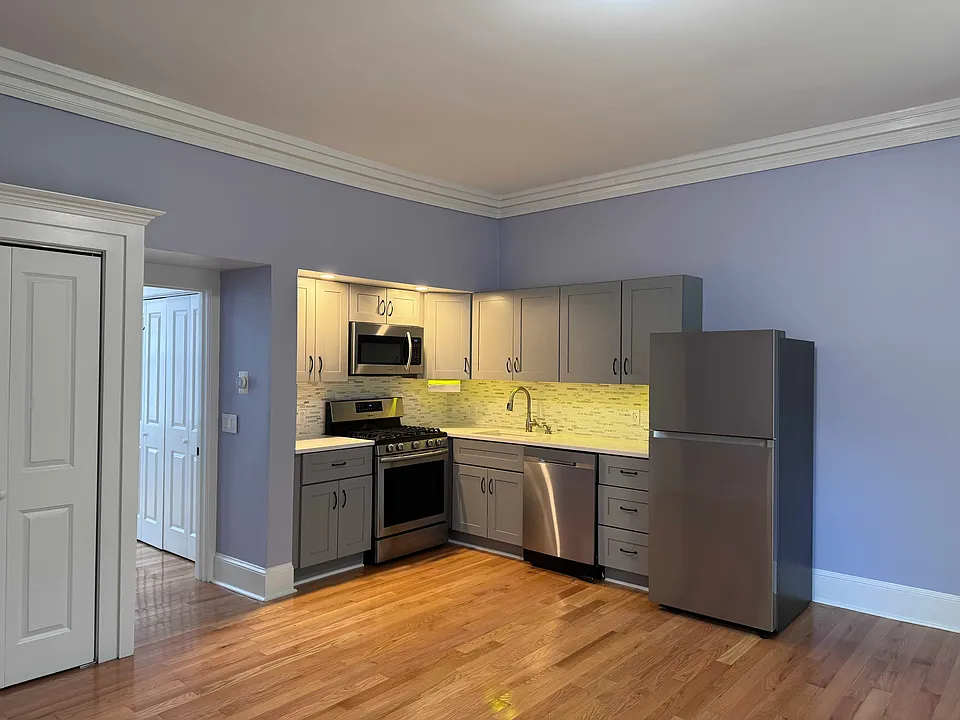 15 Atkinson St #2