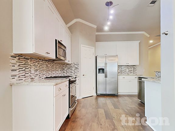 4th image of 2748 Cedar Ridge Ln