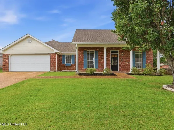 102 Oak Leaf Way, Pearl, MS 39208