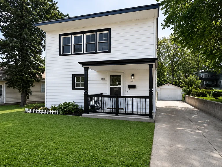 6034 Elizabeth Ave — Photo 1