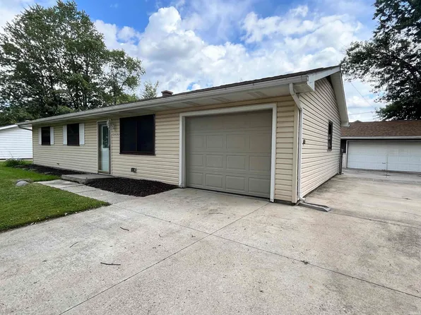 8130 Park State Dr, Fort Wayne, IN 46815