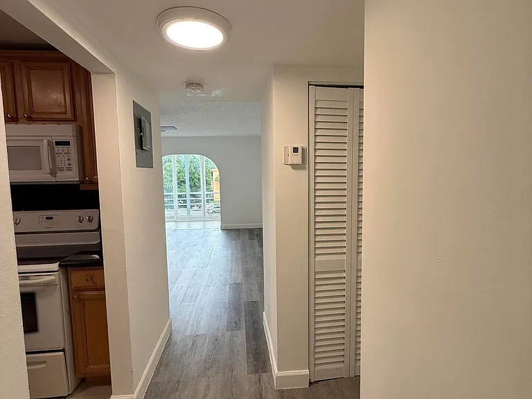 4324 NW 9th Ave #5-3C — Photo 13