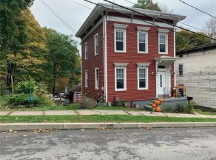 25 Manheim St, Little Falls, NY 13365