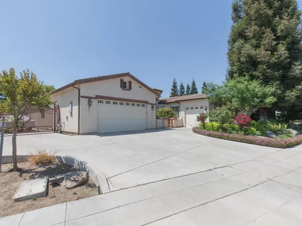 1490 N Dewitt Ave, Clovis, CA 93619