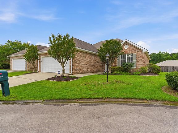 2nd image of 131 Willow Brook Dr